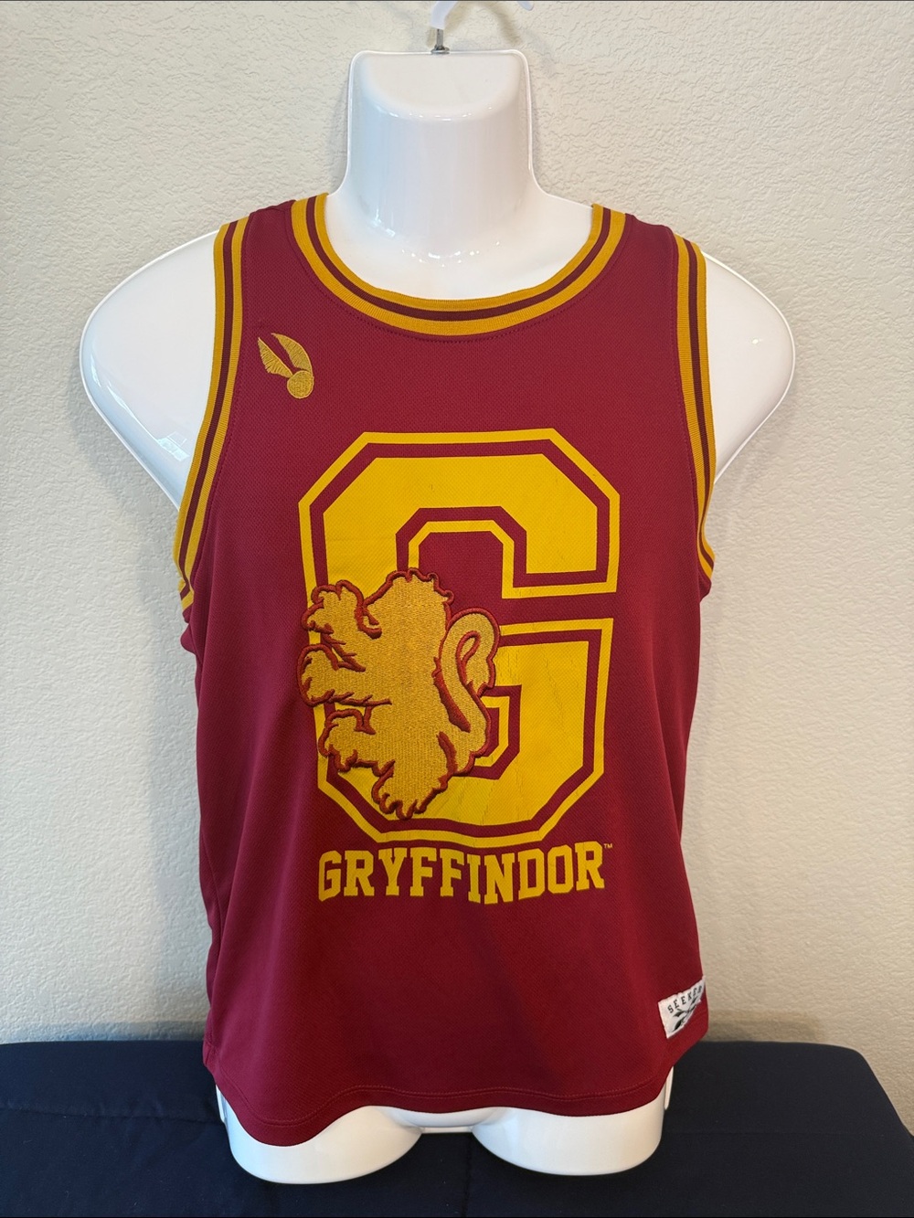 Gryffindor Box Lunch Harry Potter Maroon & Gold Women’s Tank Top | Medium